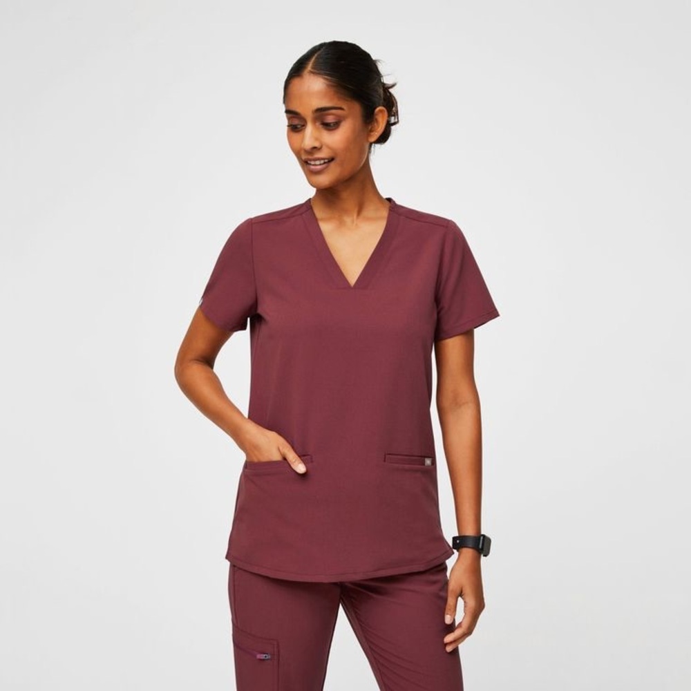 Figs Dark Cherry Casma Scrub Top